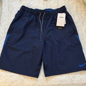 Nike Men’s 9” Swim Trunk Size Small Blue NWT